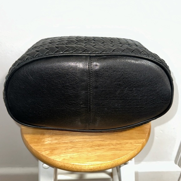 Cole Haan Black Woven Leather shoulder Bag - Picture 2 of 9